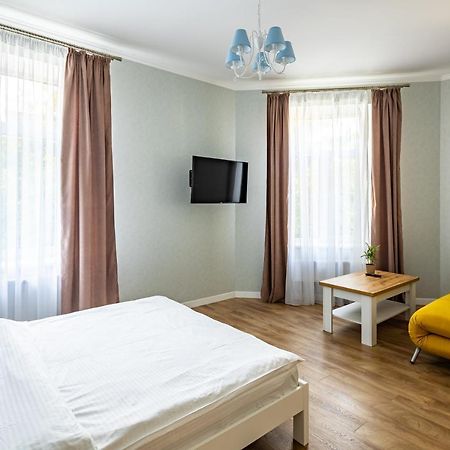 Leontovycha Apartment Liov Exterior foto