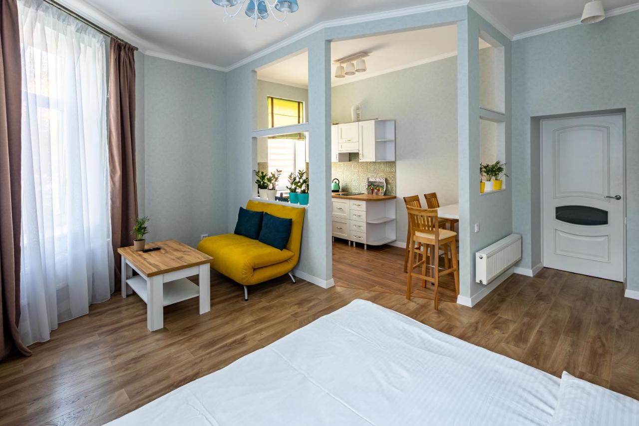 Leontovycha Apartment Liov Exterior foto