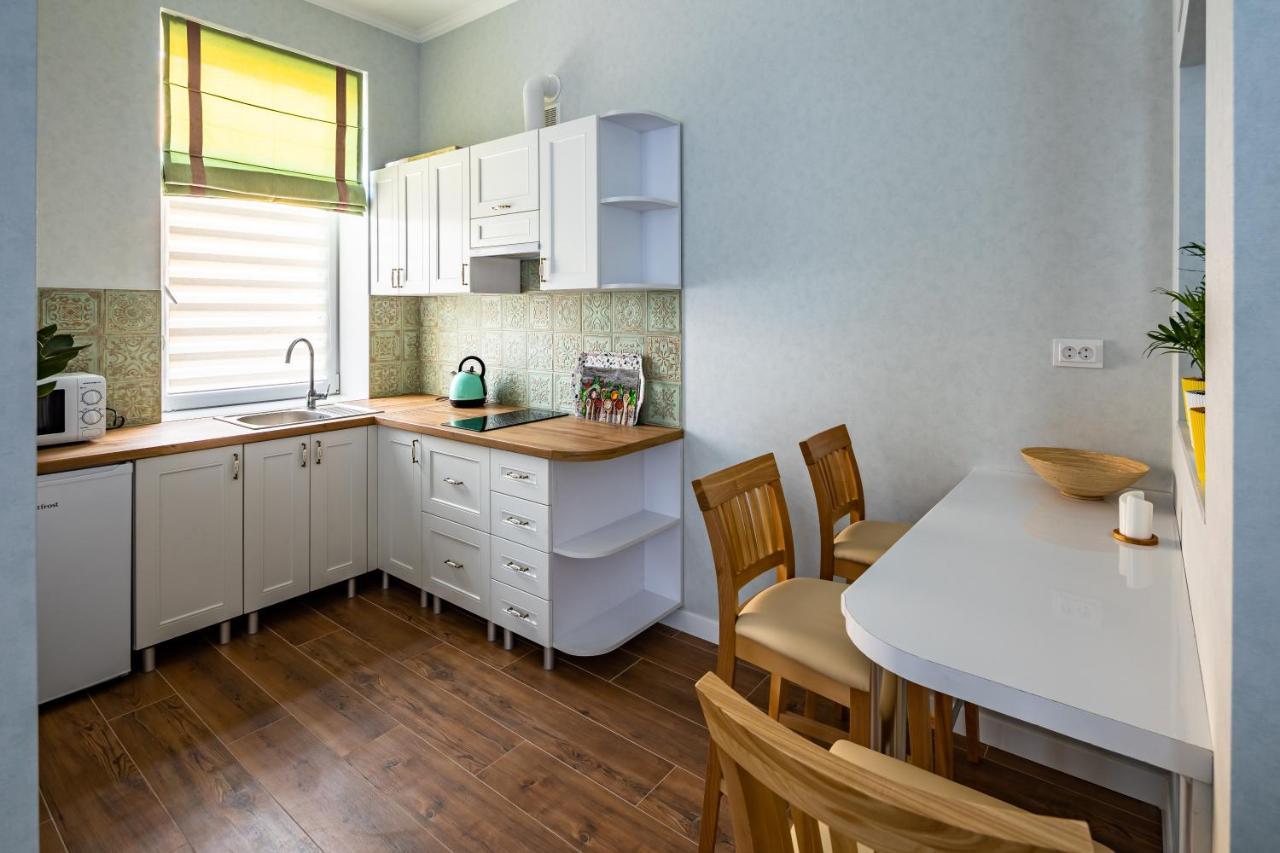 Leontovycha Apartment Liov Exterior foto